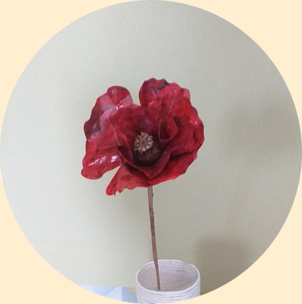 objet slow décoration fleur de pavot rouge
